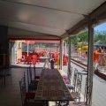 Restaurant avec vue sur piscine